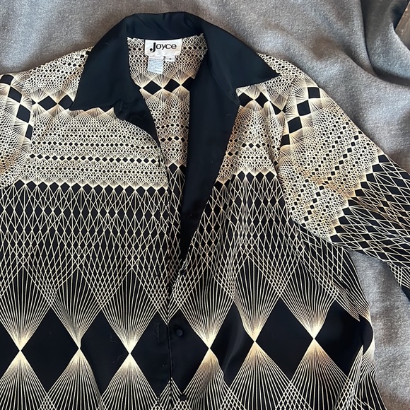 Patterned button down - Picture 8 of 9